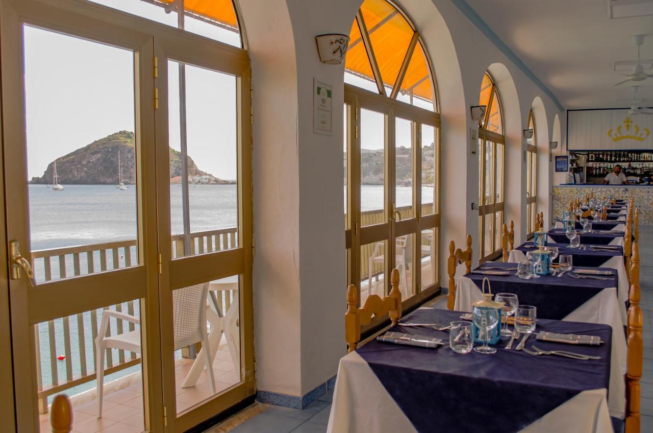 Hotel Regina Del Mare Barano d'Ischia Bagian luar foto
