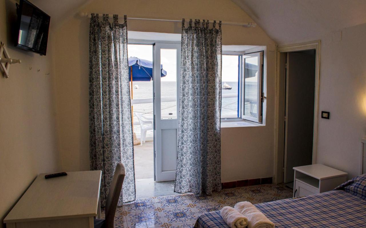 Hotel Regina Del Mare Barano d'Ischia Ruang foto