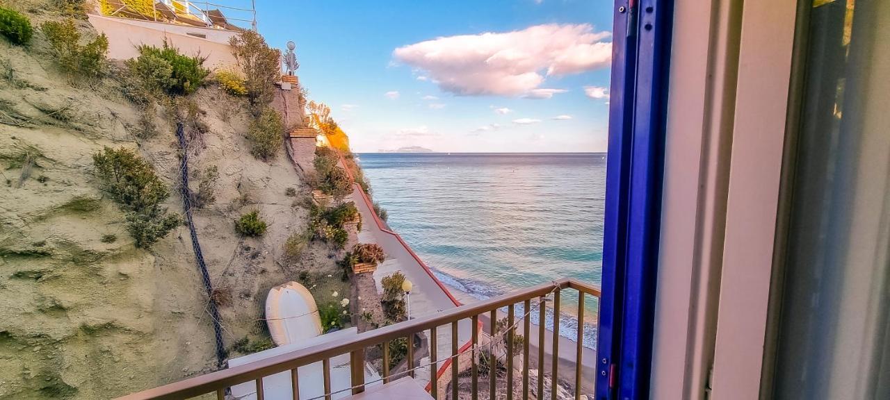 Hotel Regina Del Mare Barano d'Ischia Bagian luar foto