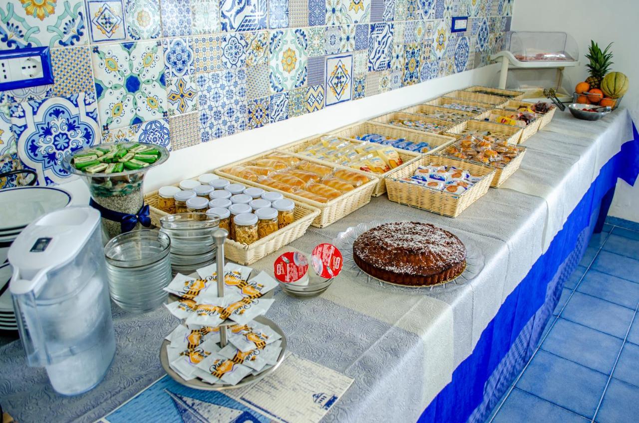 Hotel Regina Del Mare Barano d'Ischia Bagian luar foto
