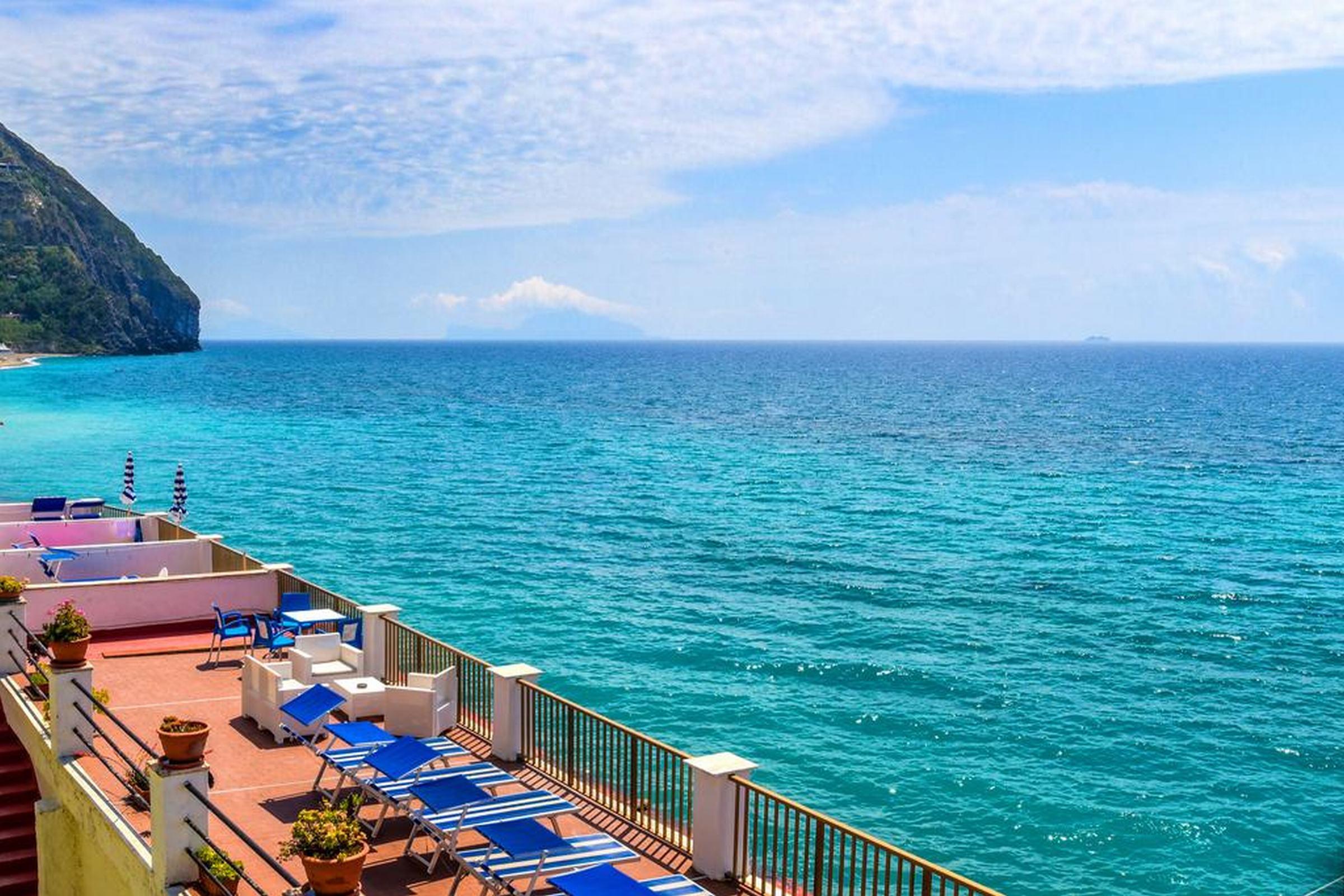 Hotel Regina Del Mare Barano d'Ischia Bagian luar foto
