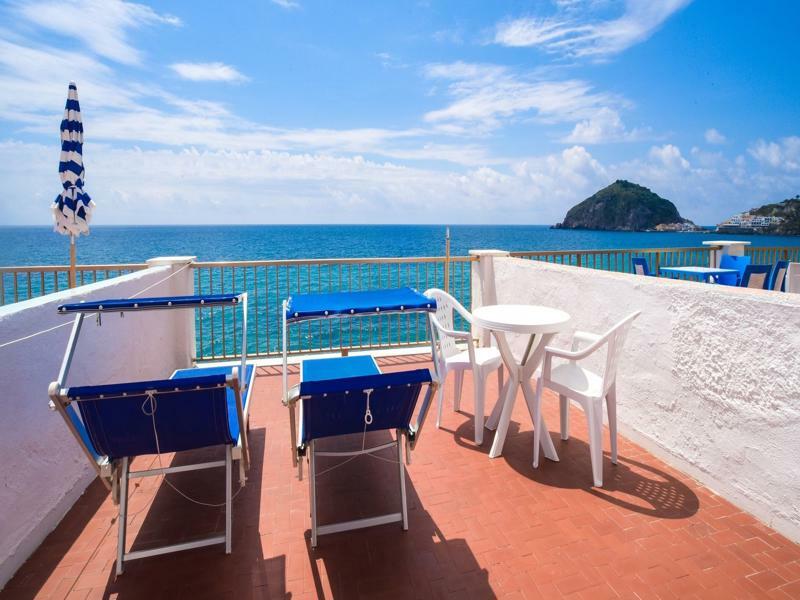Hotel Regina Del Mare Barano d'Ischia Bagian luar foto